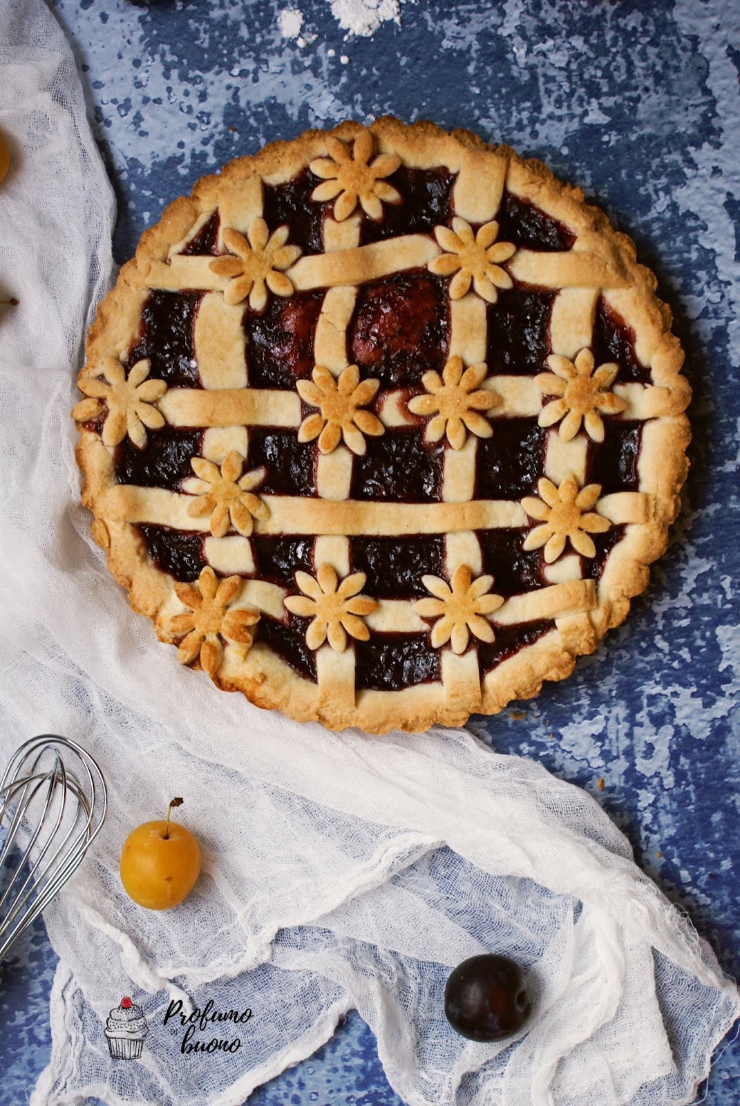 Crostata con farina Schar farcita con marmellata di amarena