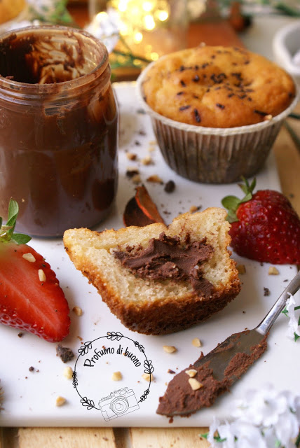 Muffin ripieni al cioccolato senza glutine