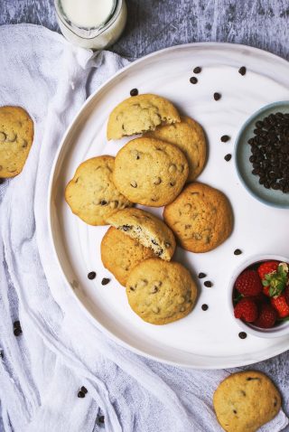 Cookies senza glutine con gocce di cioccolato